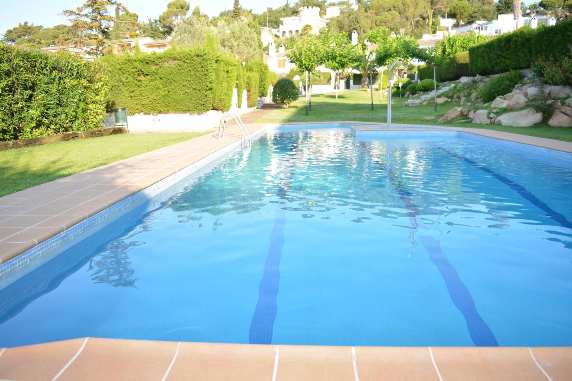 Holiday home Con Jardin Y Piscina *